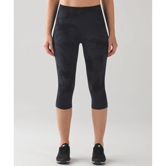 Lululemon Flow and Go Cropped Leggings 8 Seamless High Rise Gray Compression - Picture 1 of 5